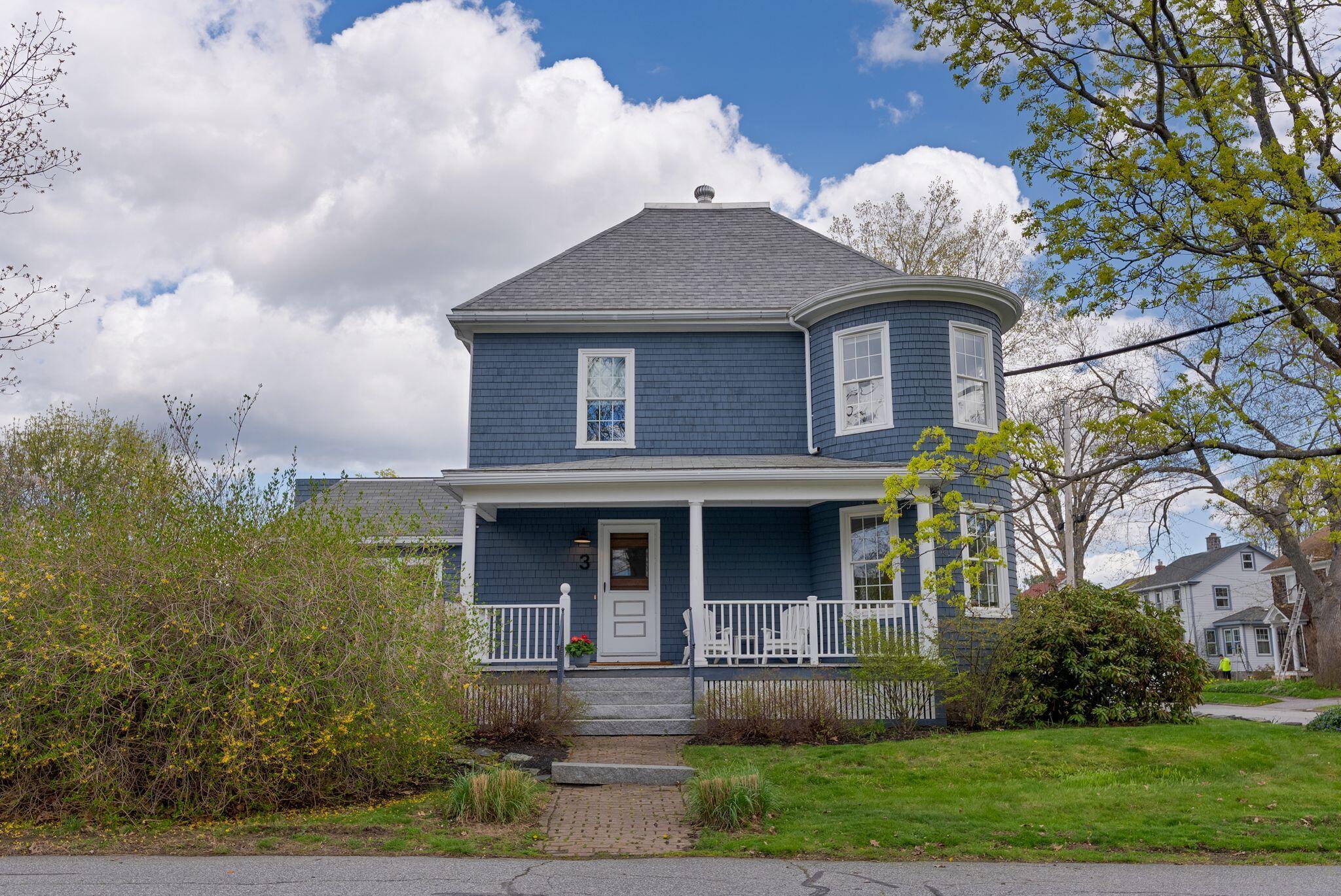 3 Leeman Street