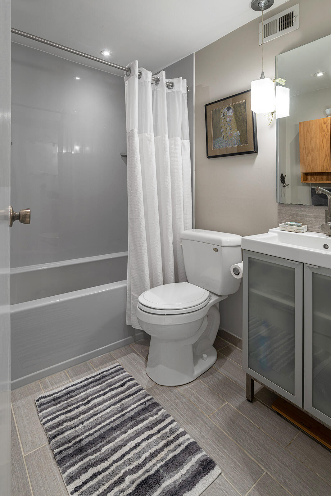 340 Eastern Promenade 252