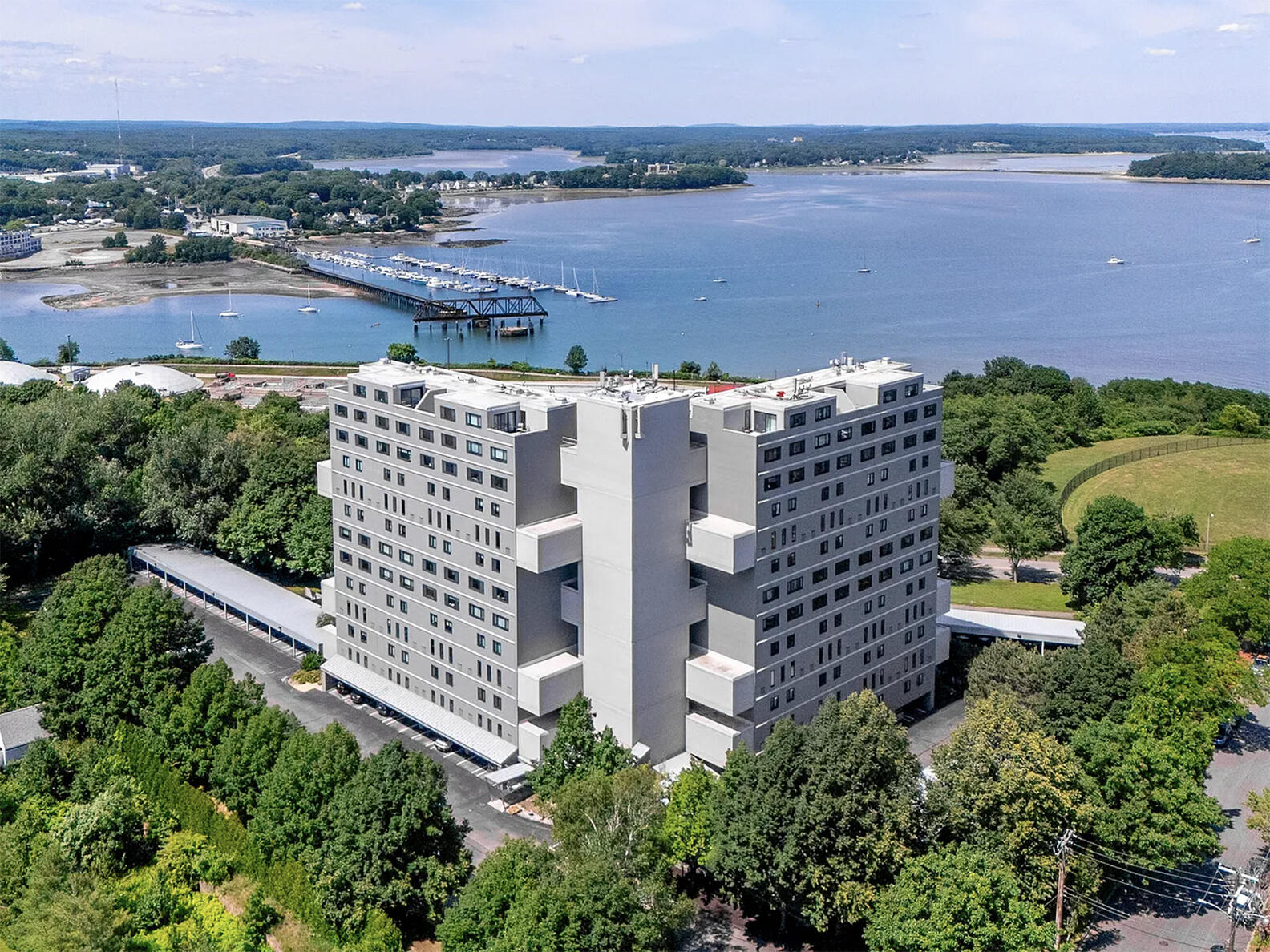 340 Eastern Promenade 252