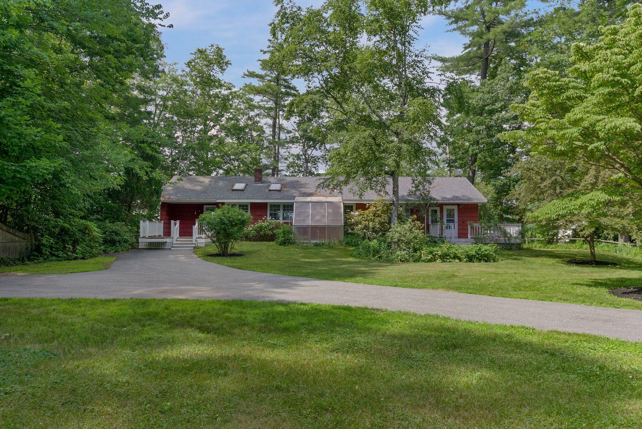 11 Pine Cove Road