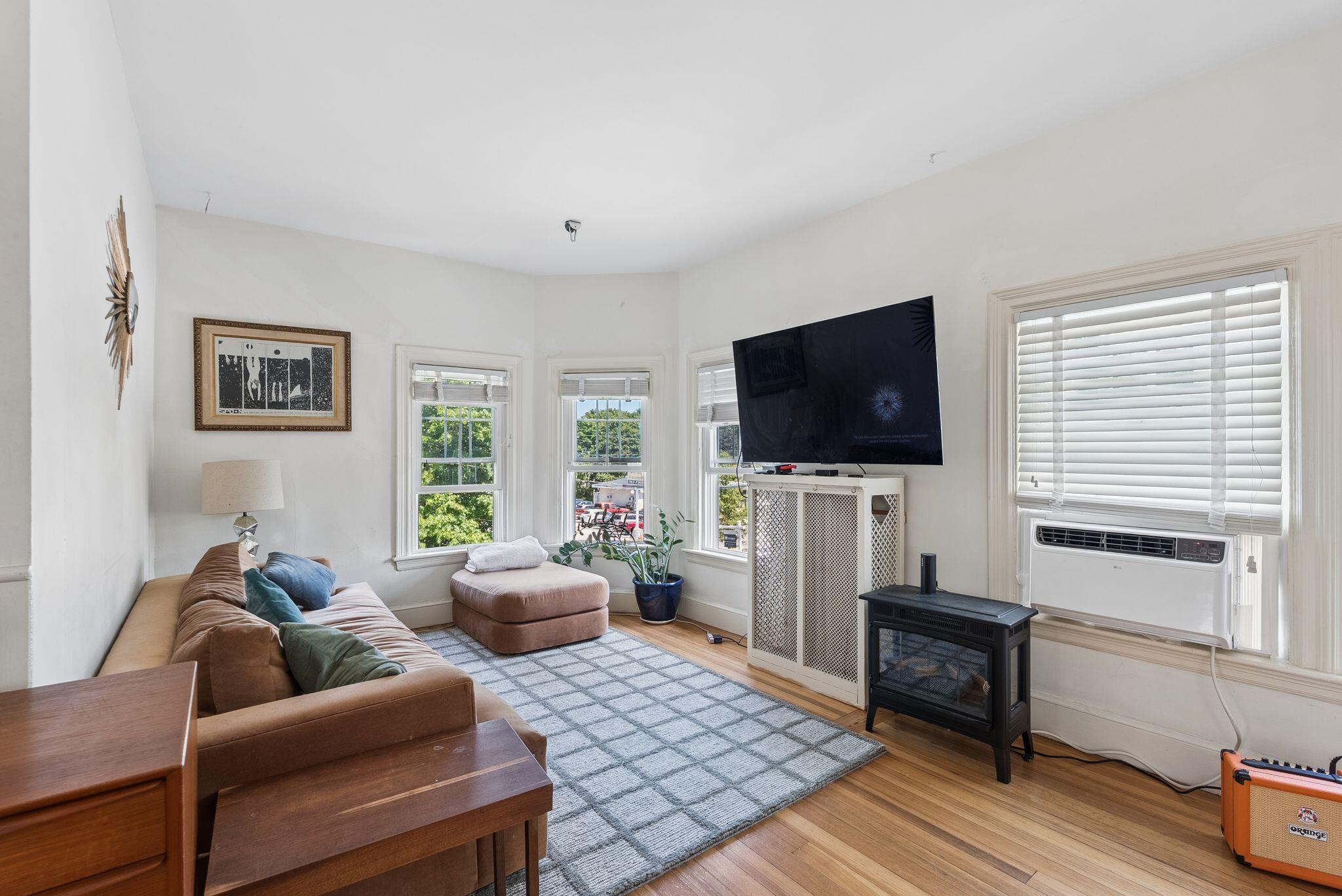 551 Shore Road