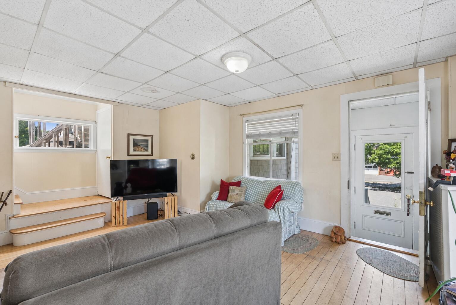 551 Shore Road