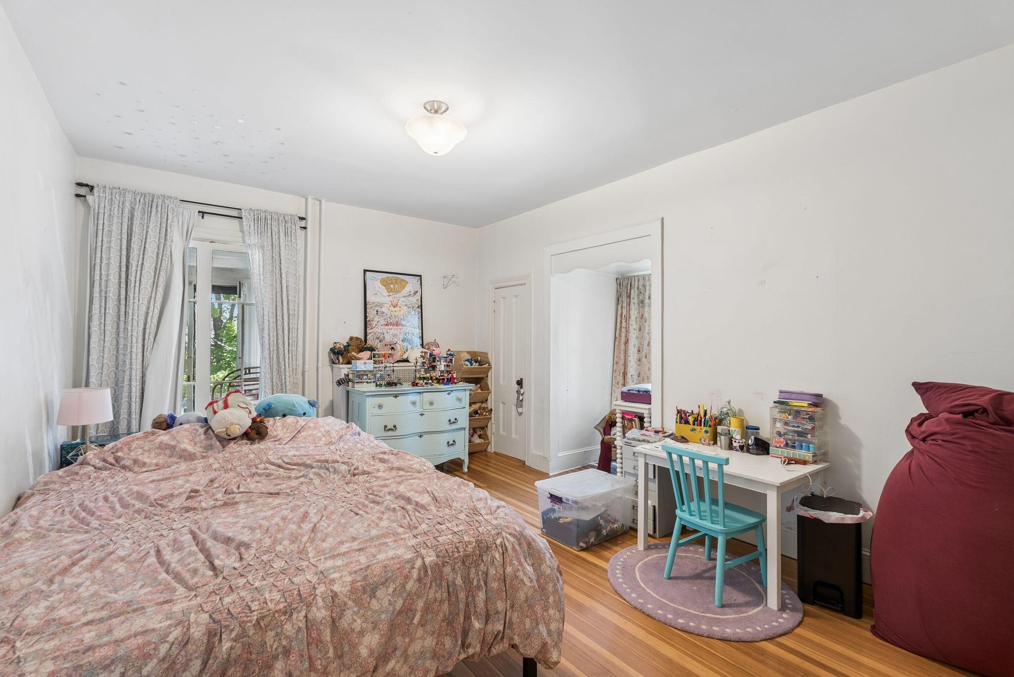 551 Shore Road