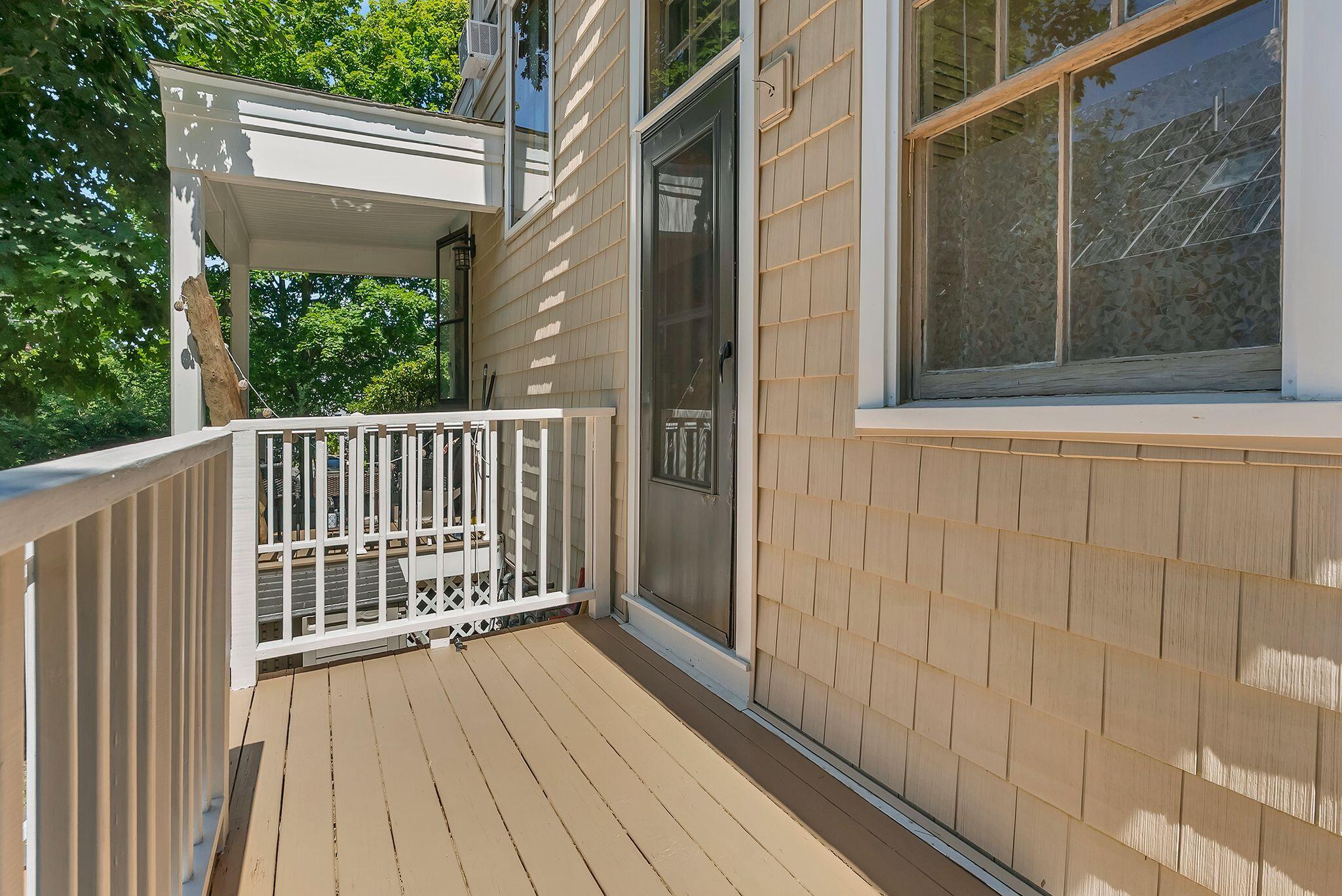 551 Shore Road