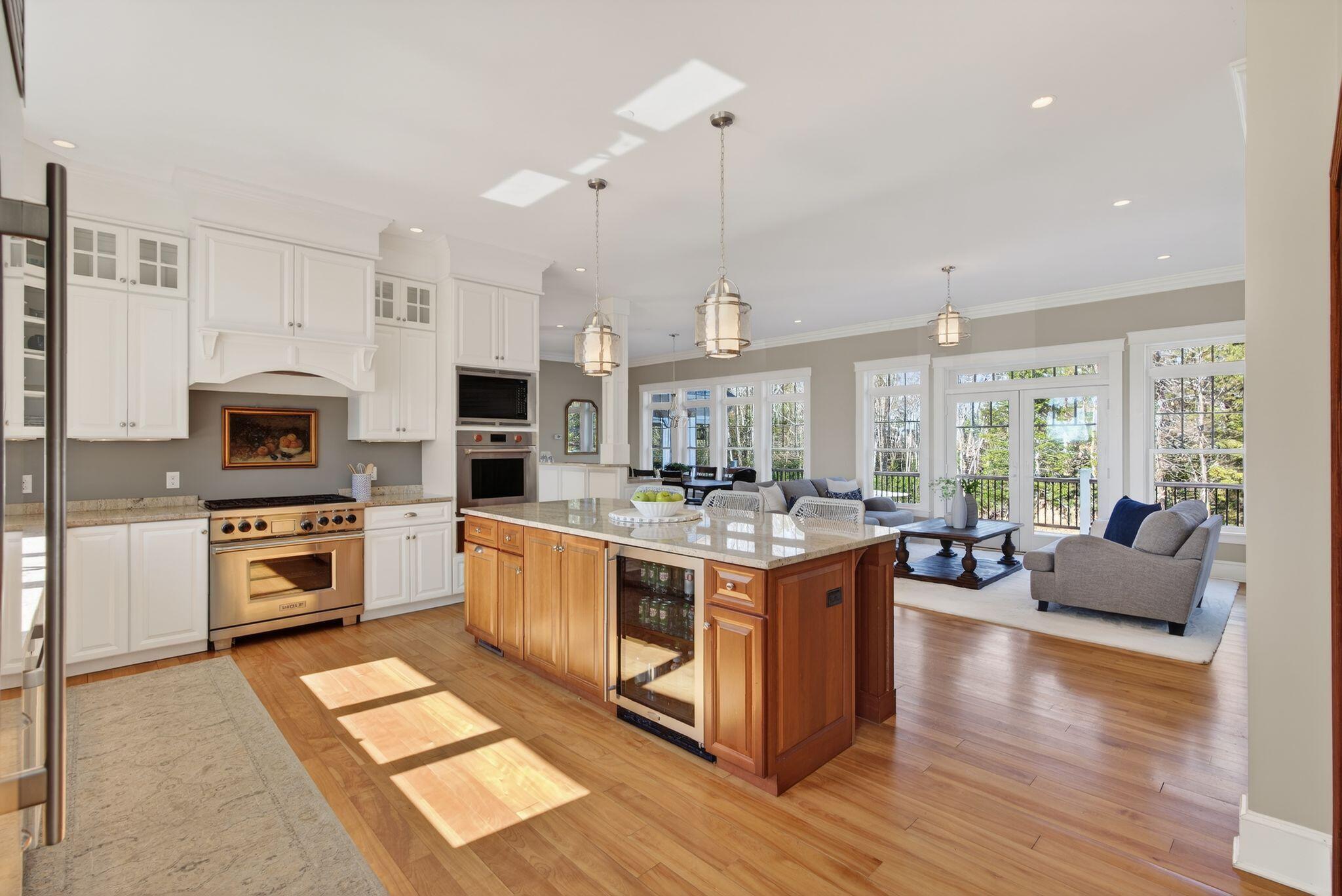 4 Cole Farm Drive