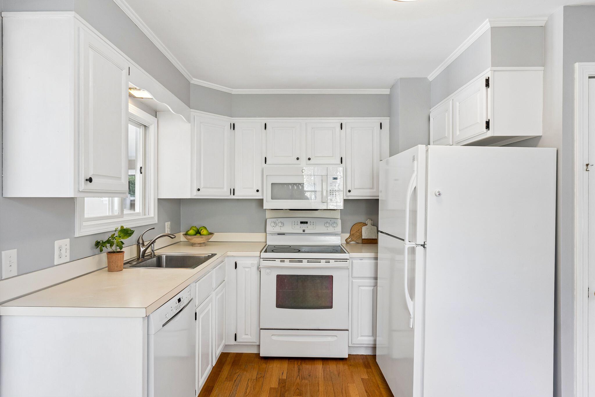 53 Longfellow Drive