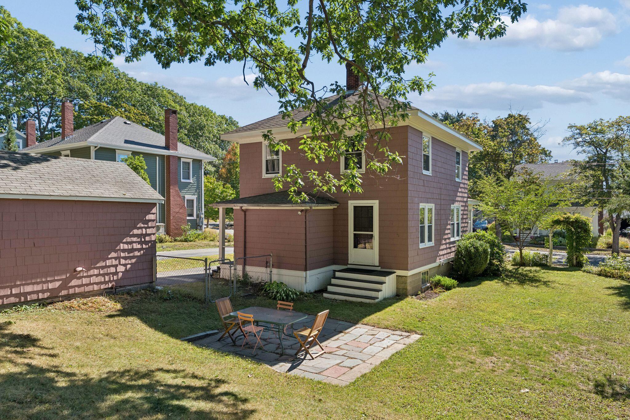 16 Newman Street