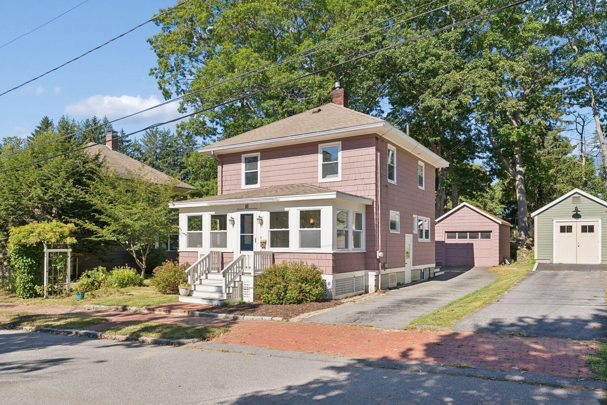 16 Newman Street