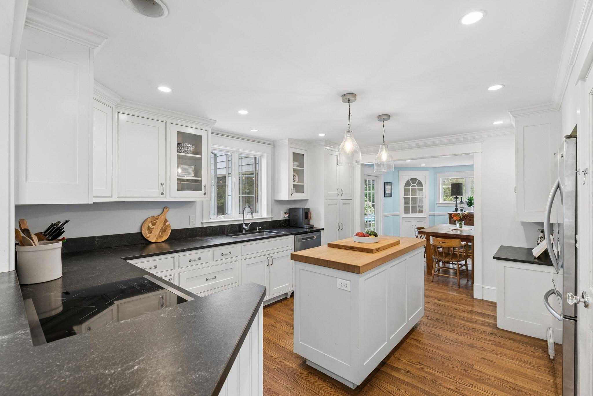 19 Rocky Hill Road