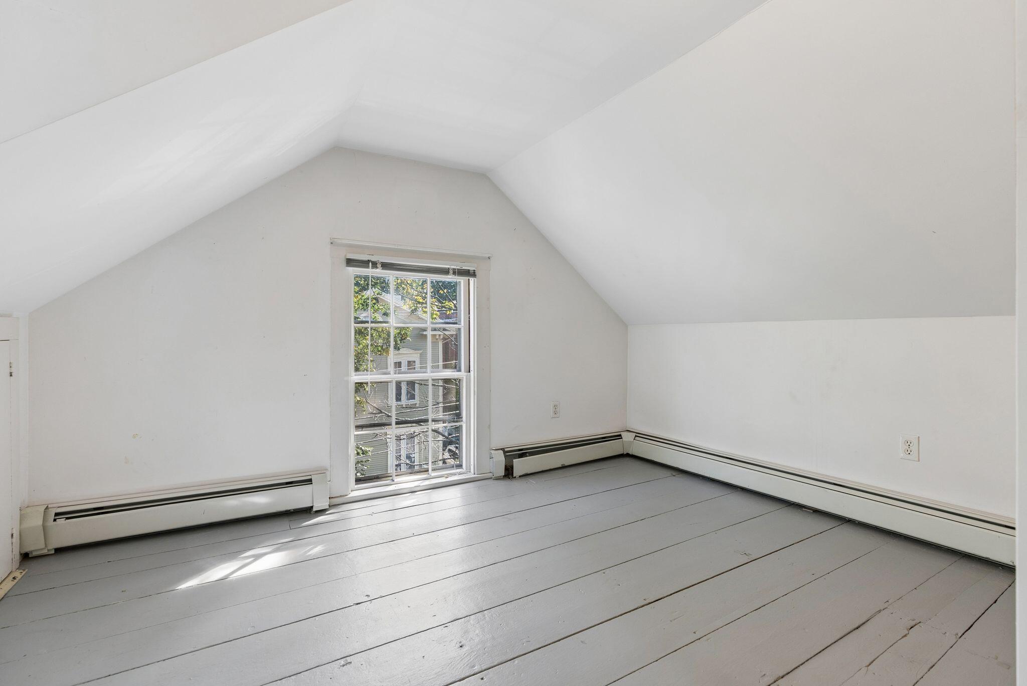309 Spring Street 2