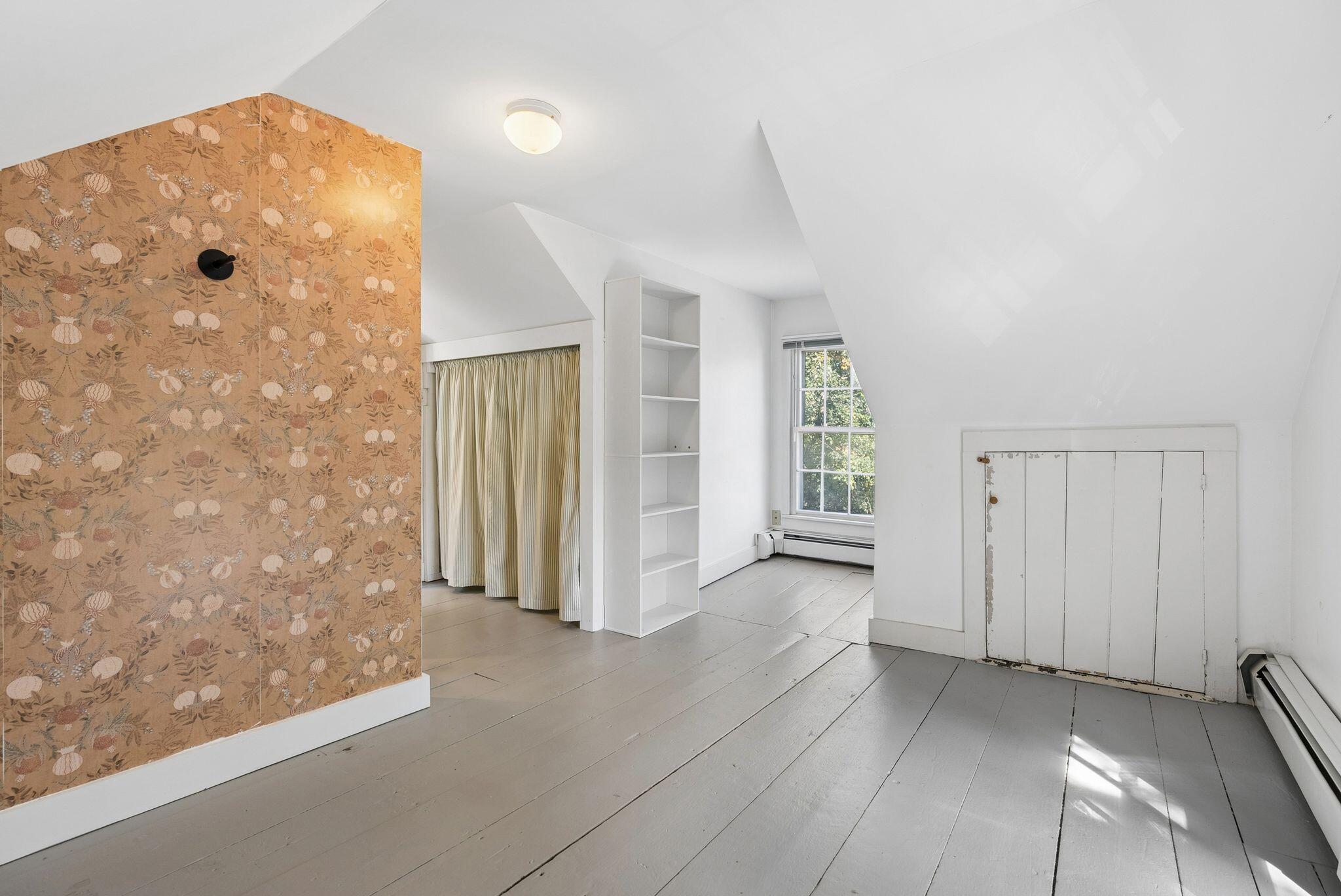 309 Spring Street 2