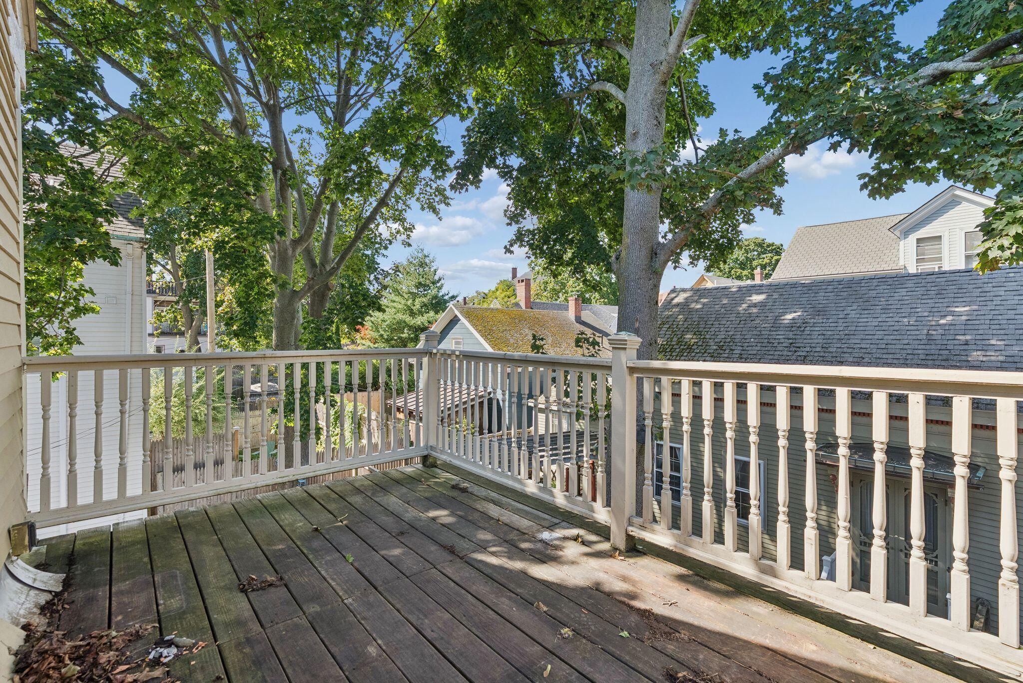 309 Spring Street 2