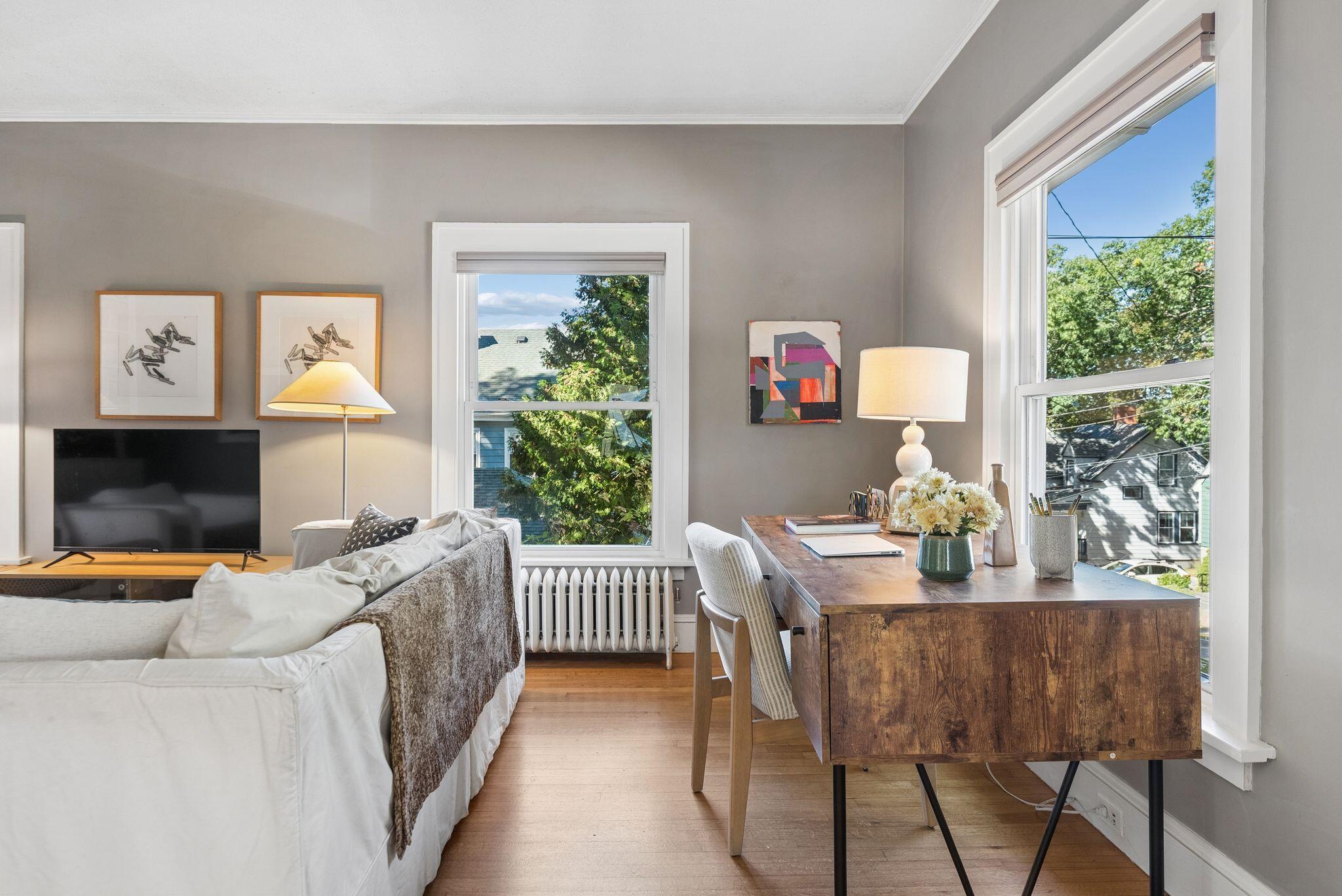 12 Belknap Street