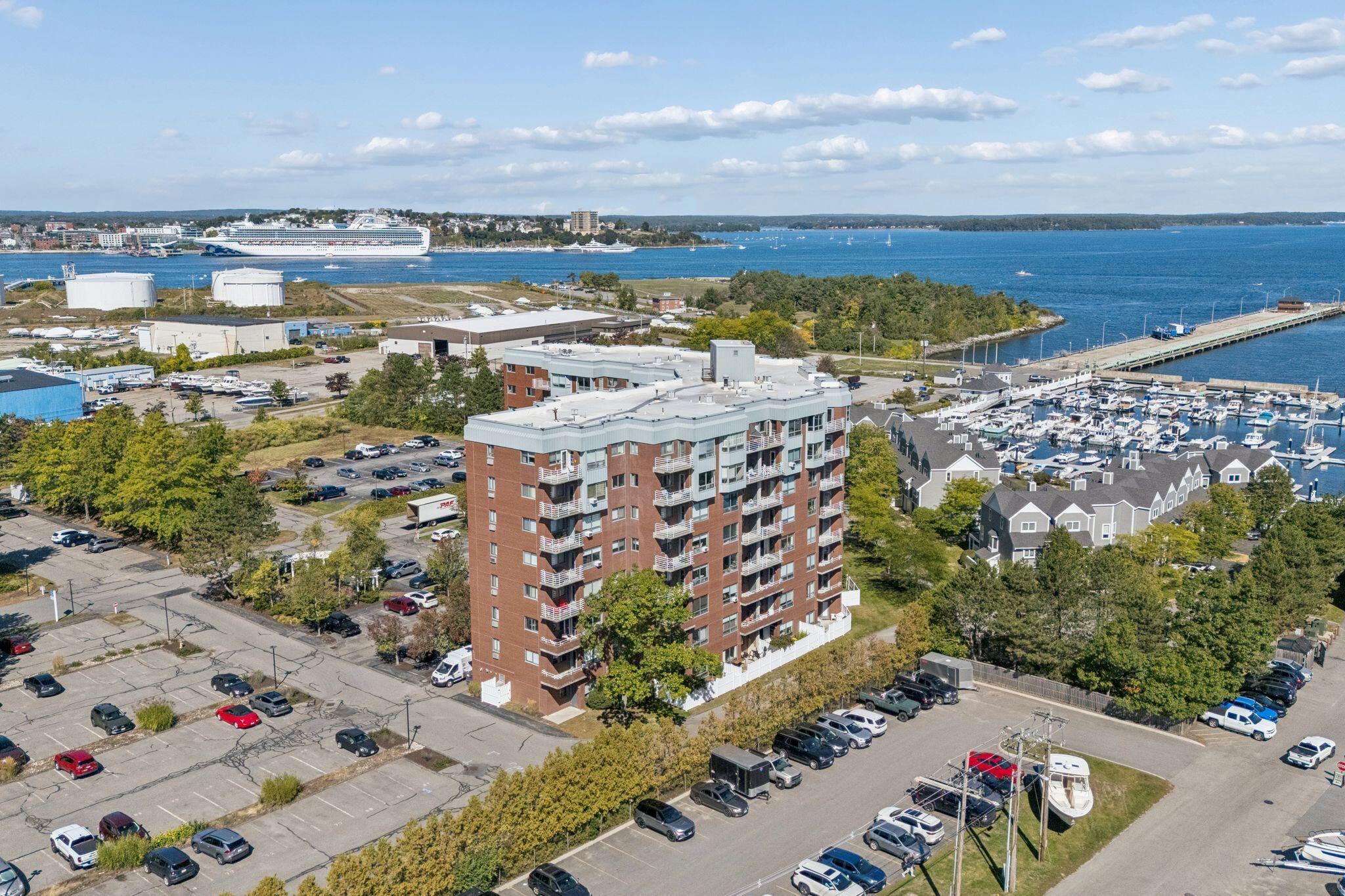 148 Breakwater Drive 810