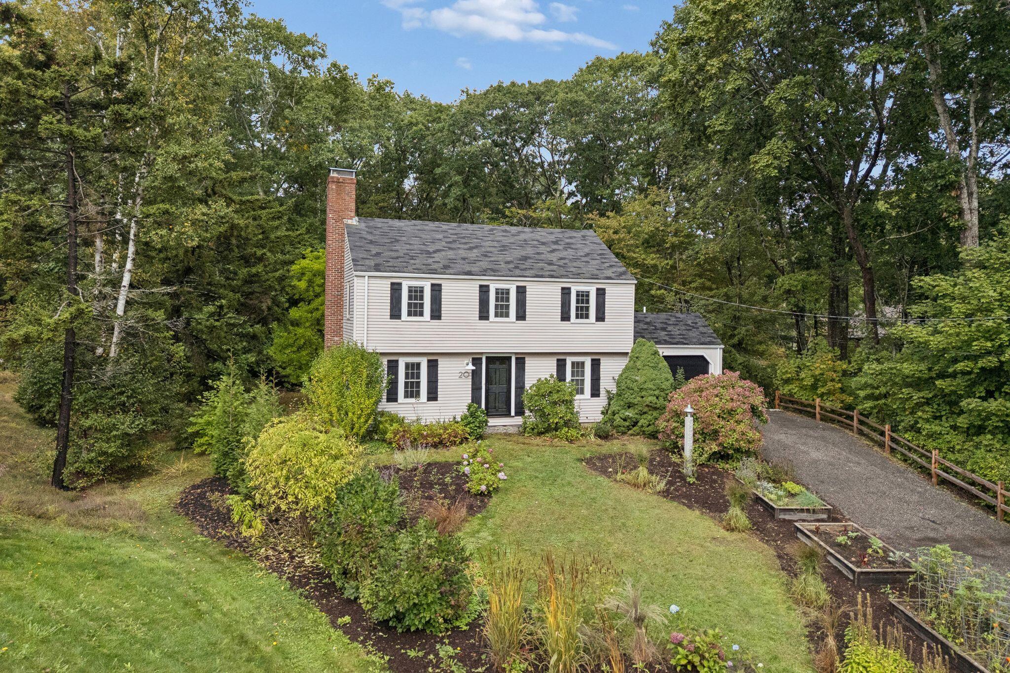 20 Ledgewood Lane