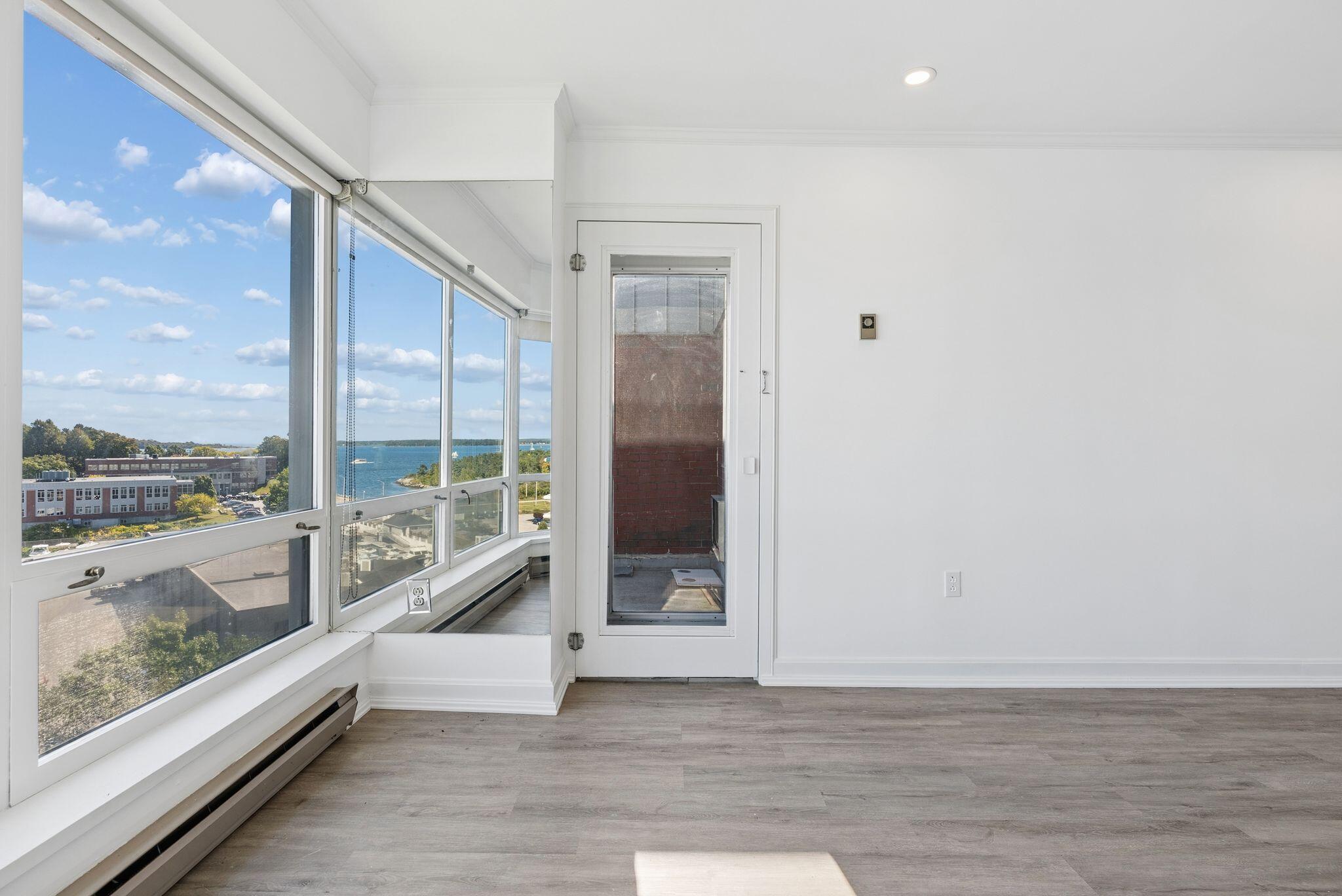 148 Breakwater Drive 811