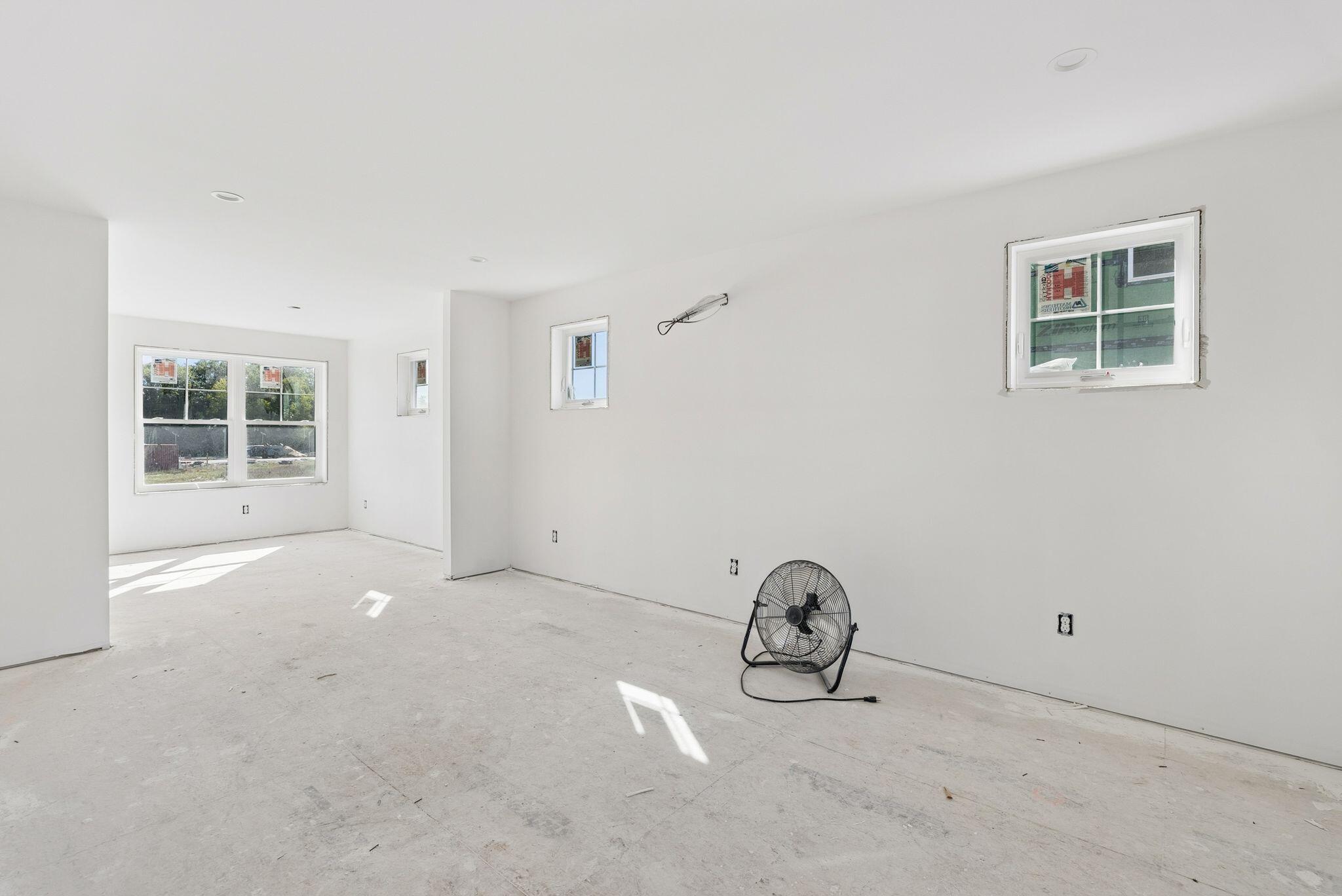 4 Feldspar Lane 31