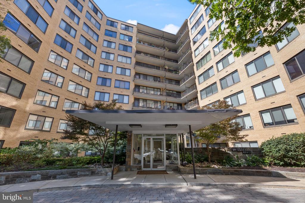 4740 CONNECTICUT AVENUE NW 804