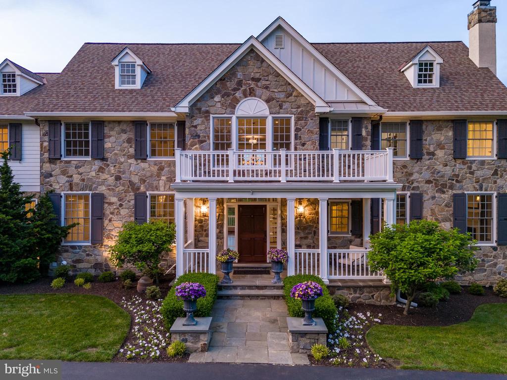 647 Andover Rd