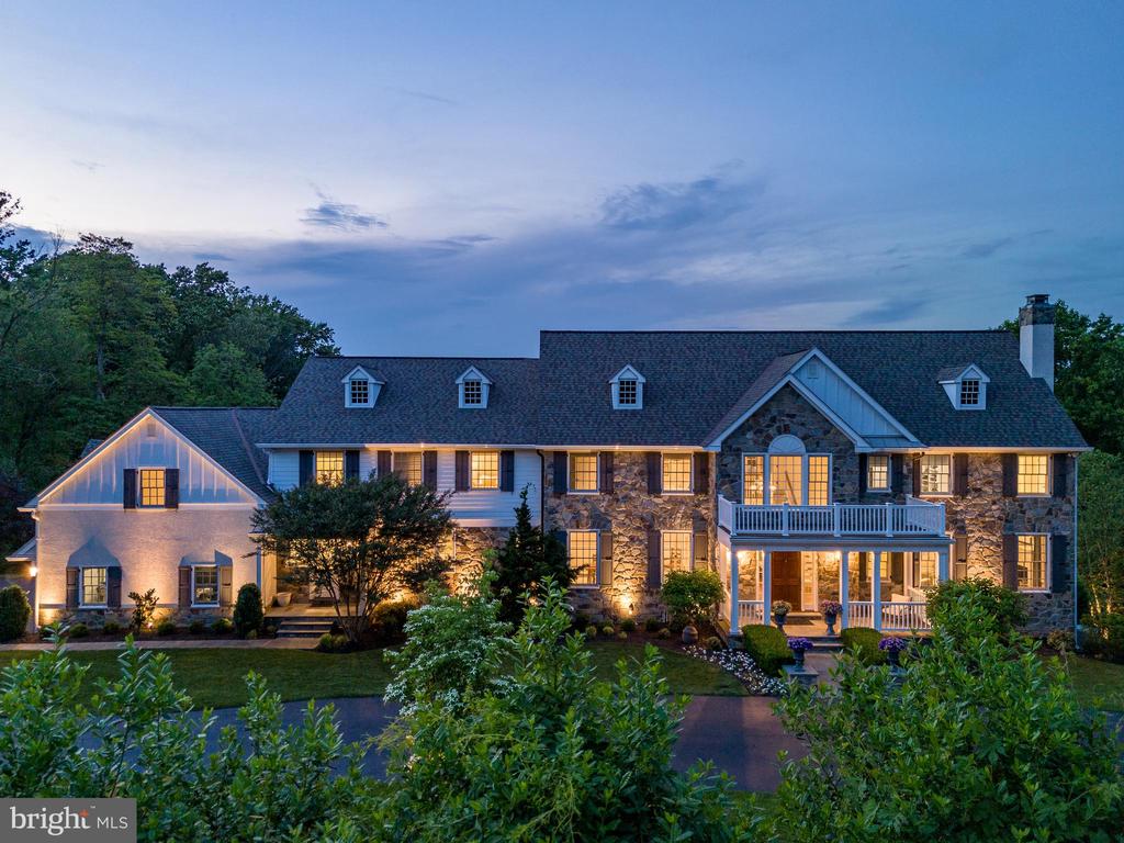 647 Andover Rd