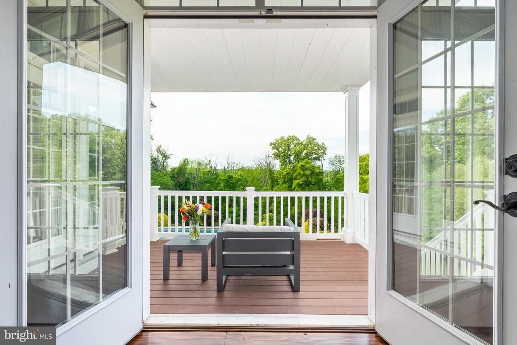 647 Andover Rd
