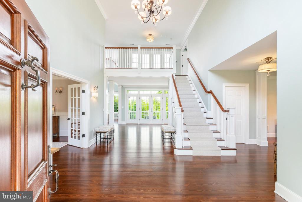647 Andover Rd