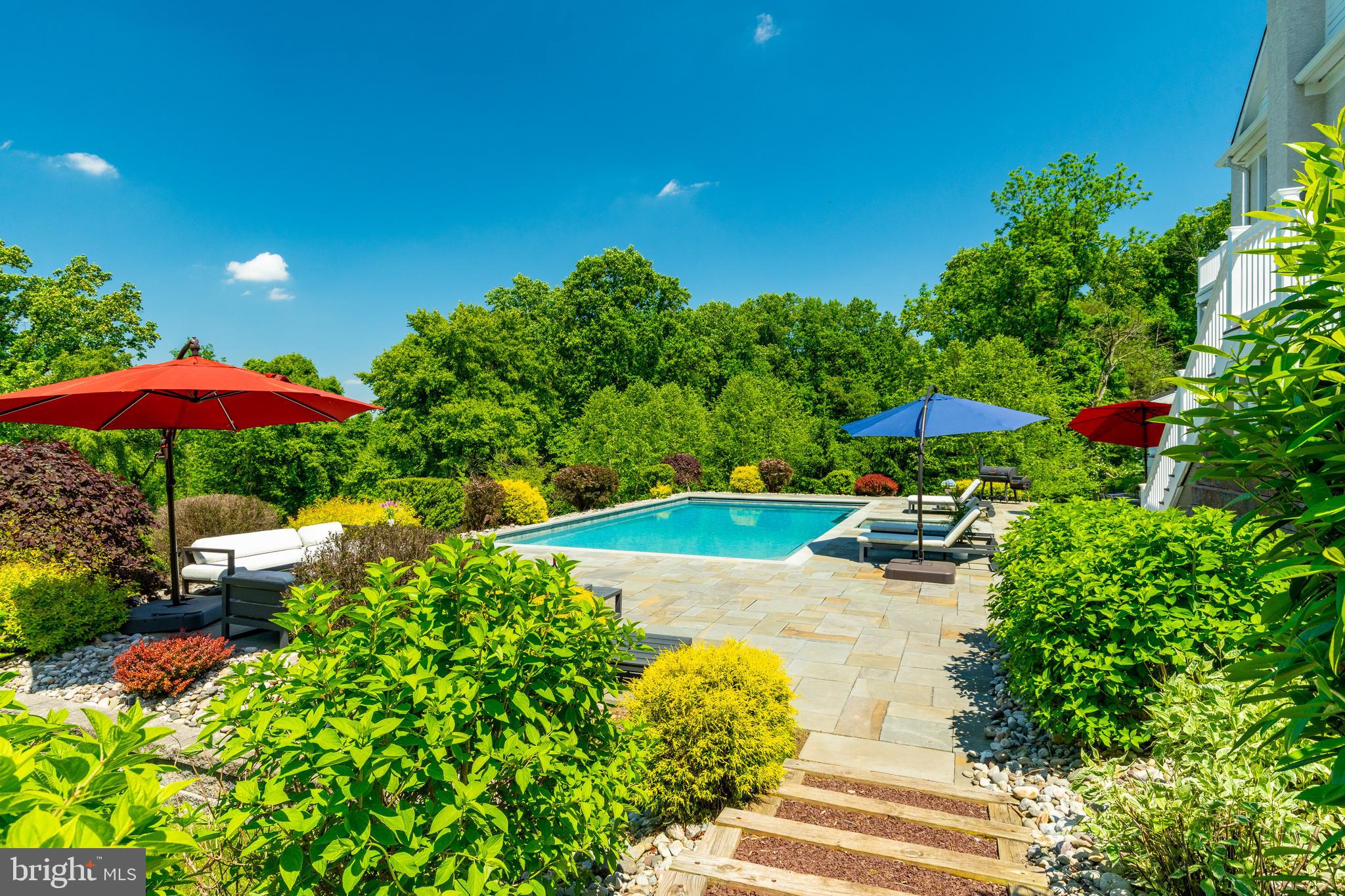 647 Andover Rd