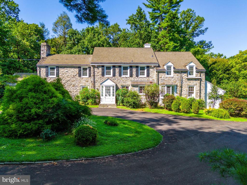 250 LANDOVER RD
