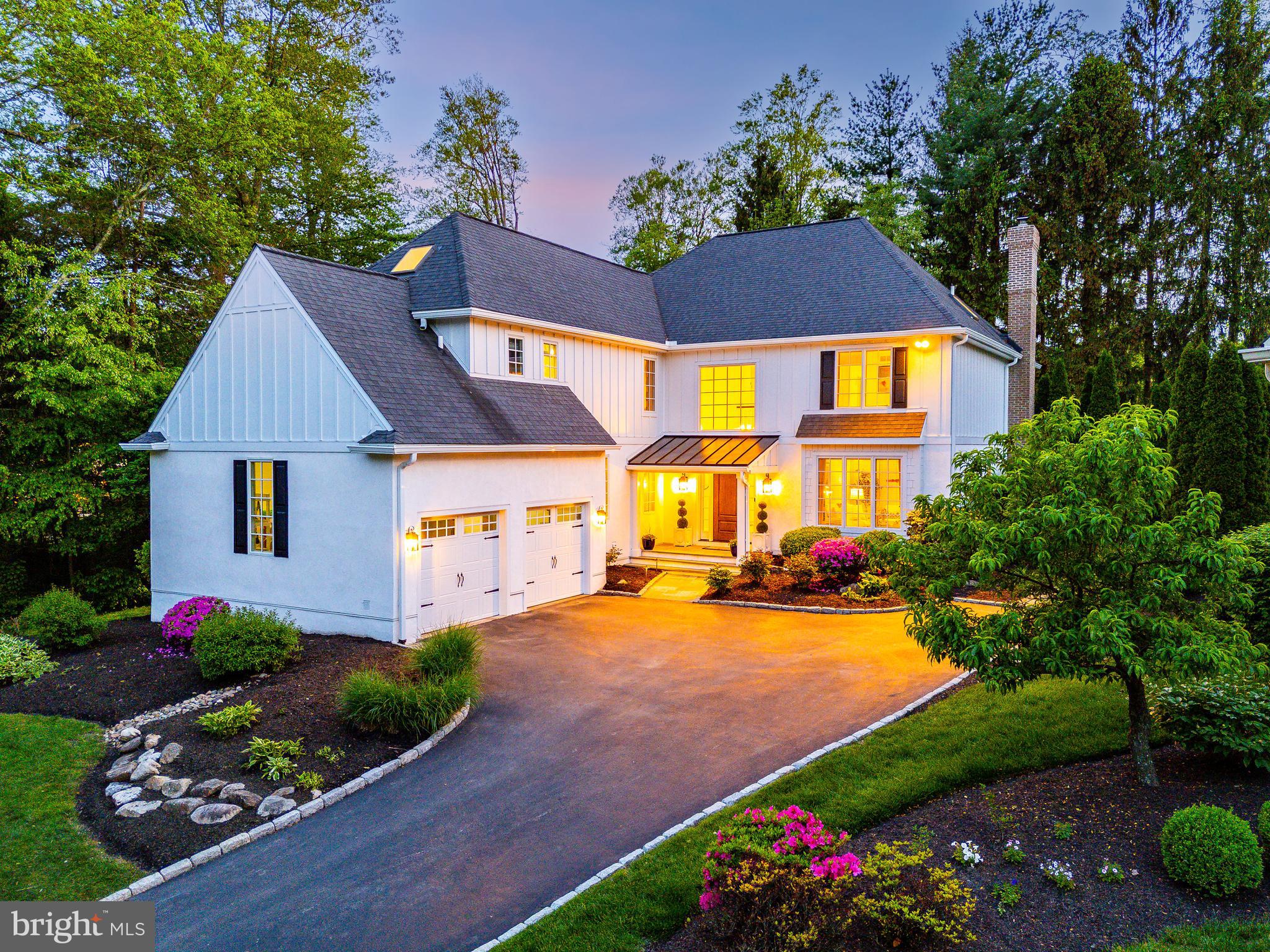 302 Gramont Ln