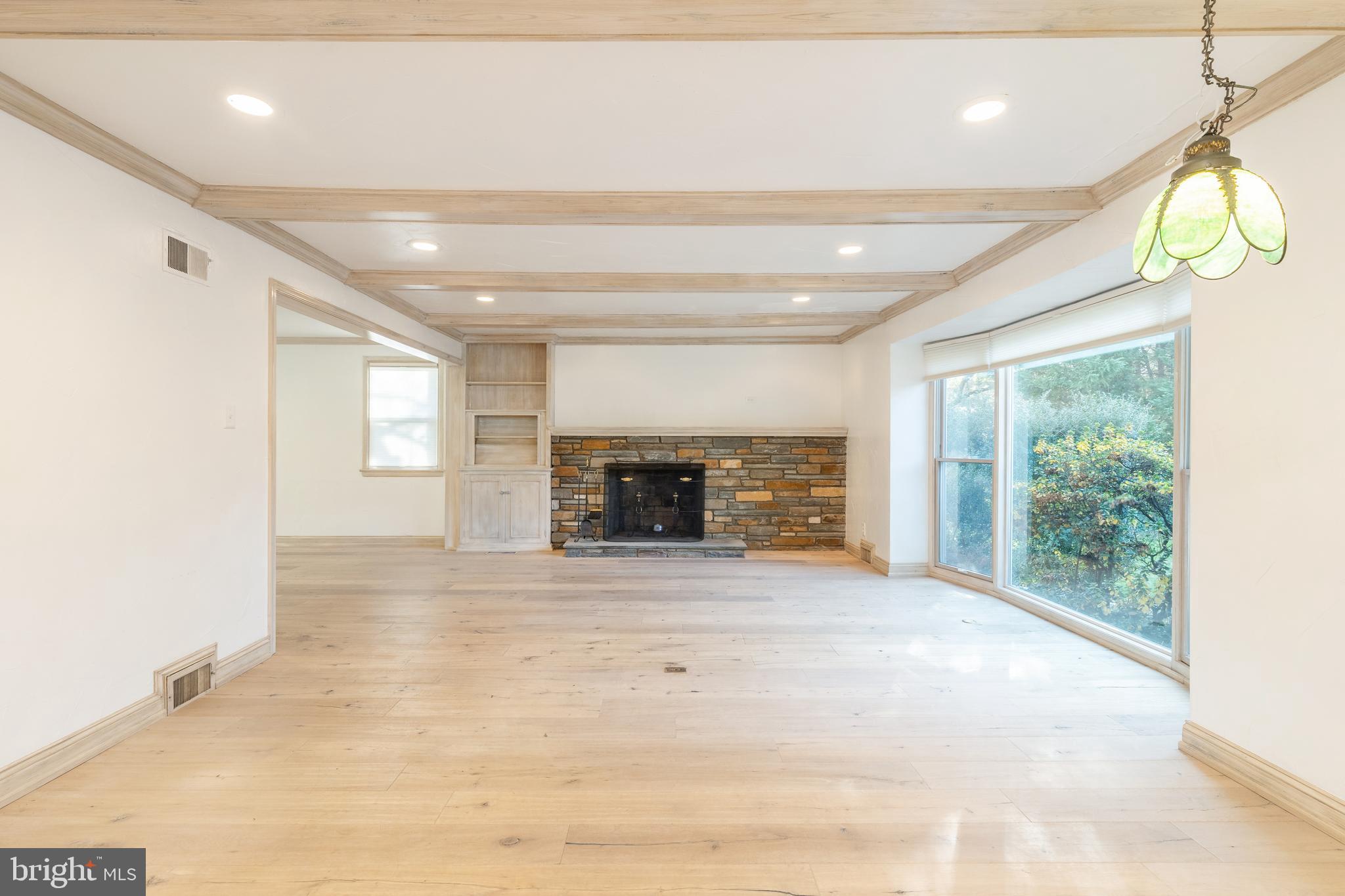 103 Clwyd Rd