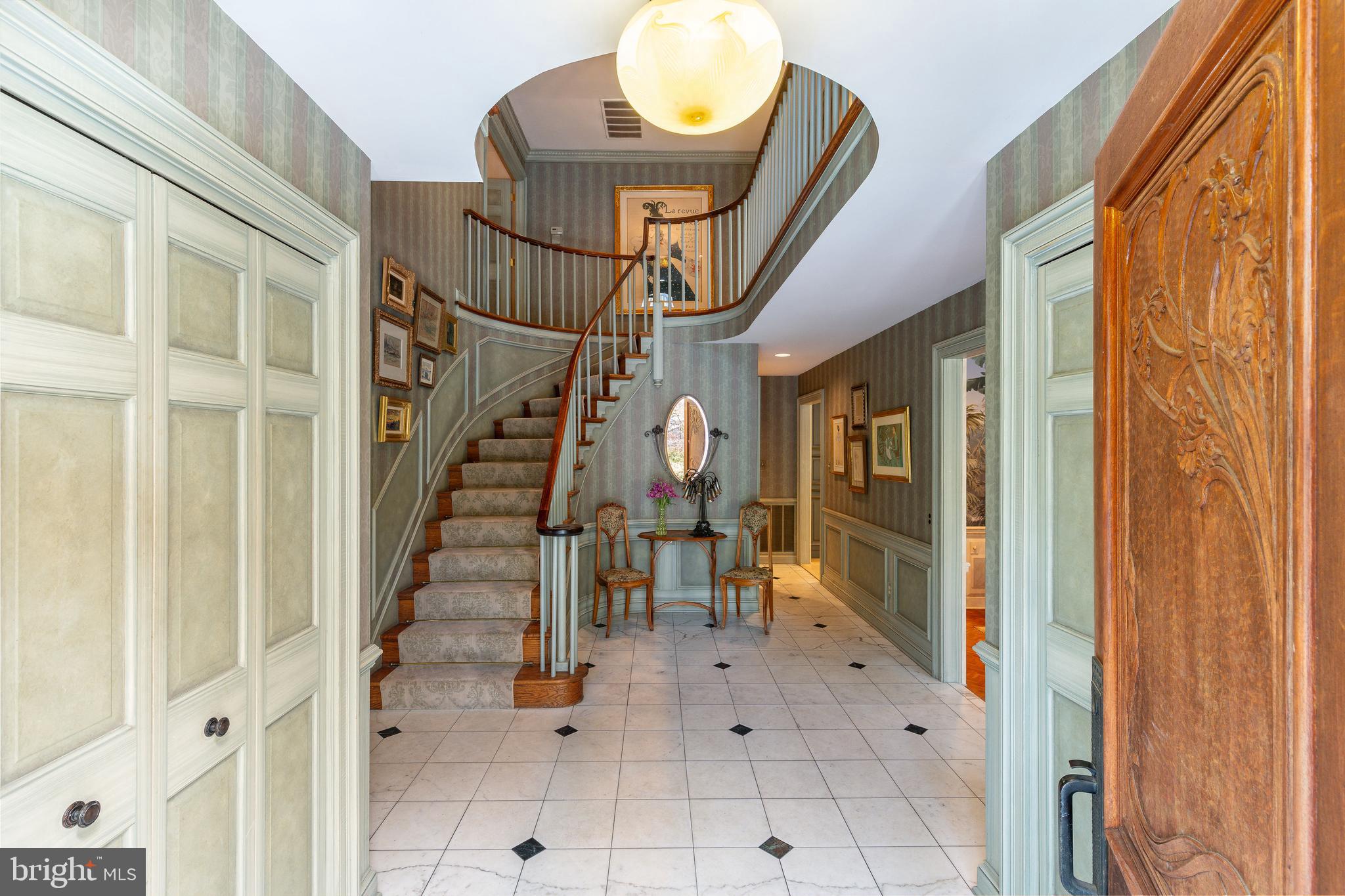 1130 Springmont Cir
