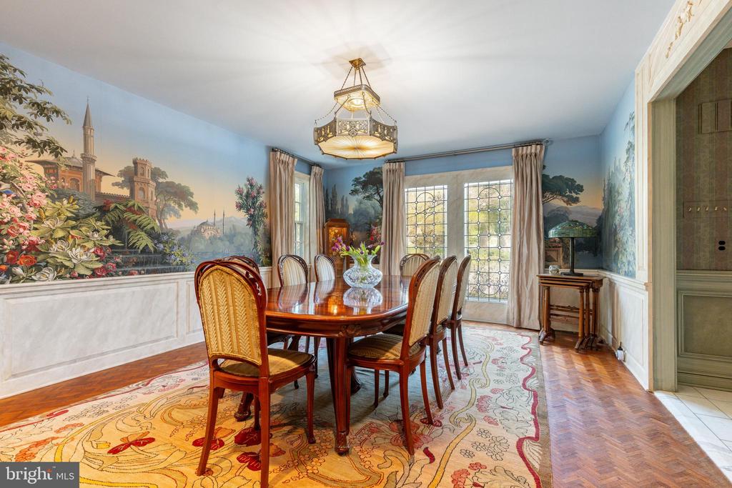 1130 Springmont Cir