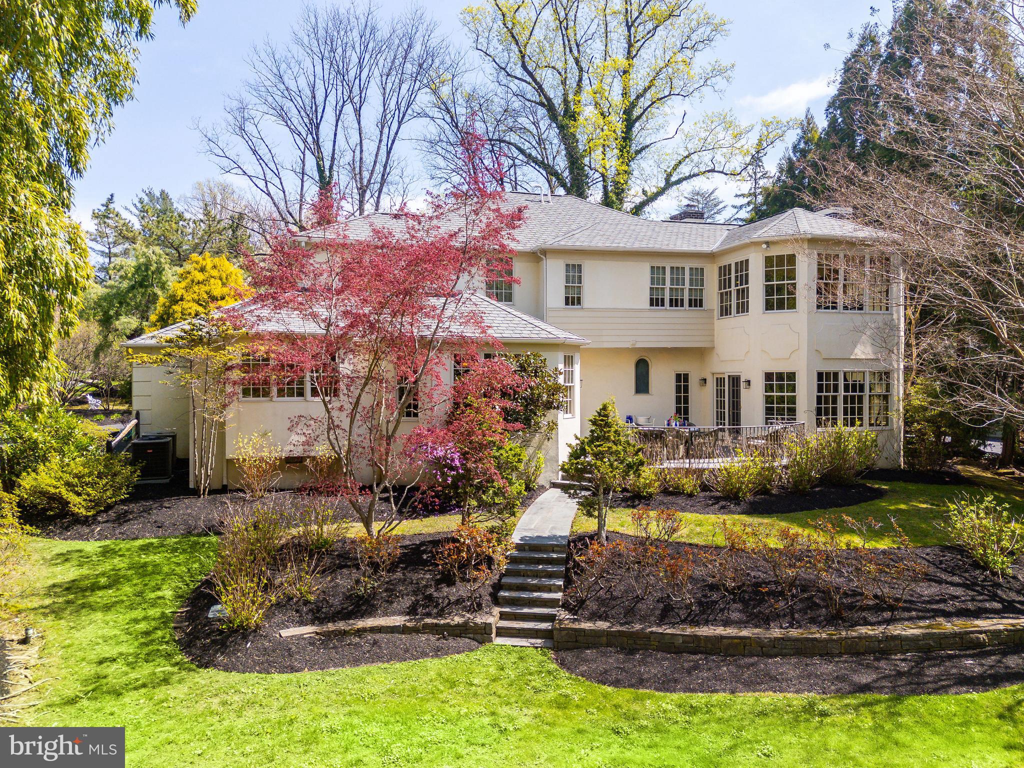 1130 Springmont Cir
