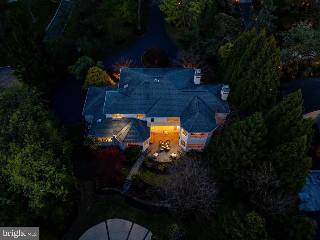 1130 Springmont Cir