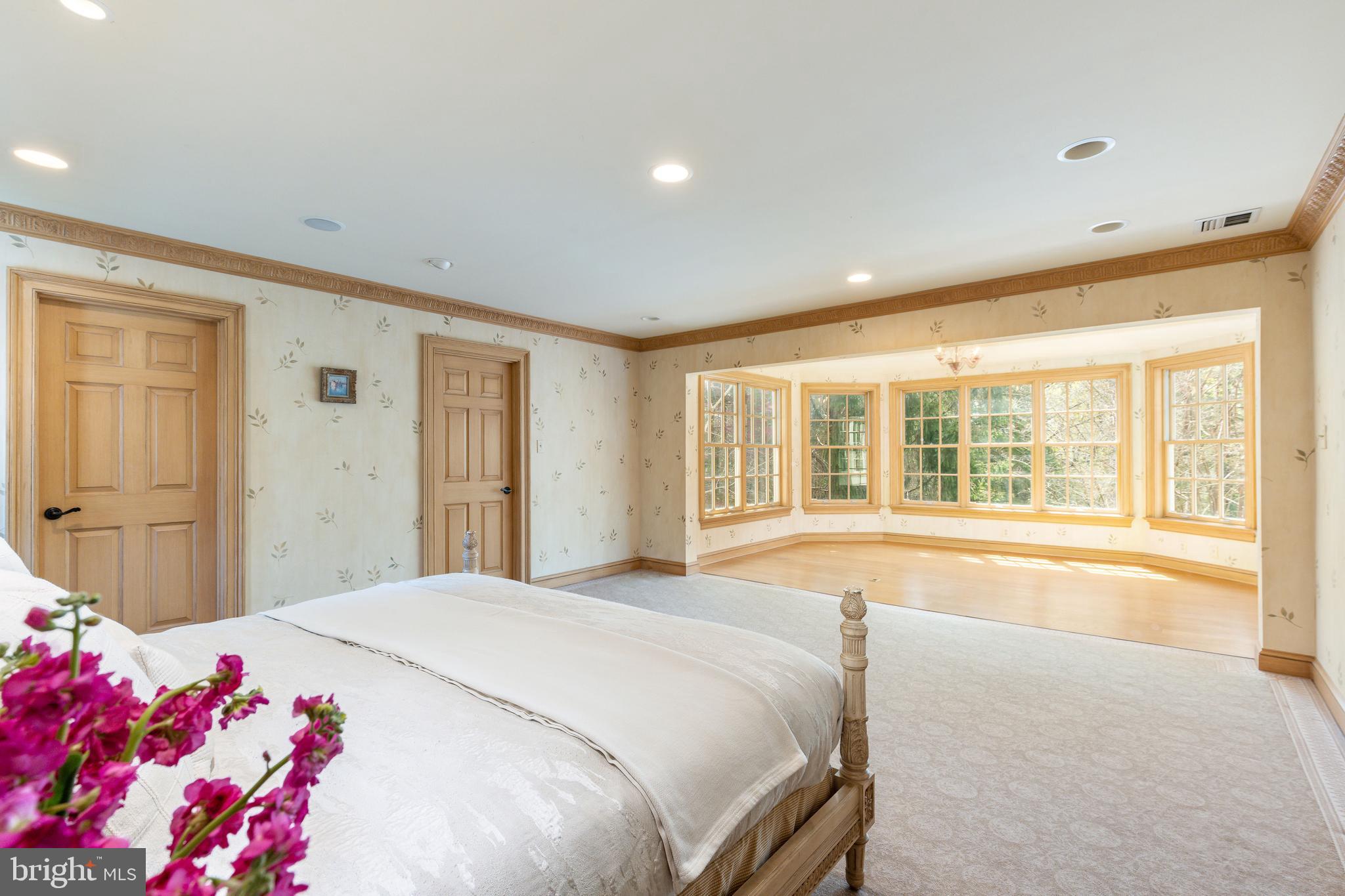 1130 Springmont Cir