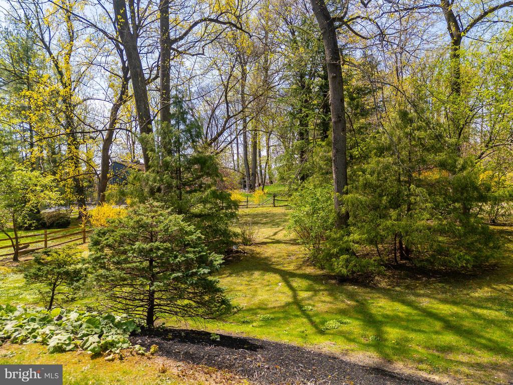 1130 Springmont Cir