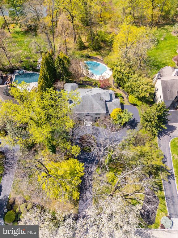1130 Springmont Cir