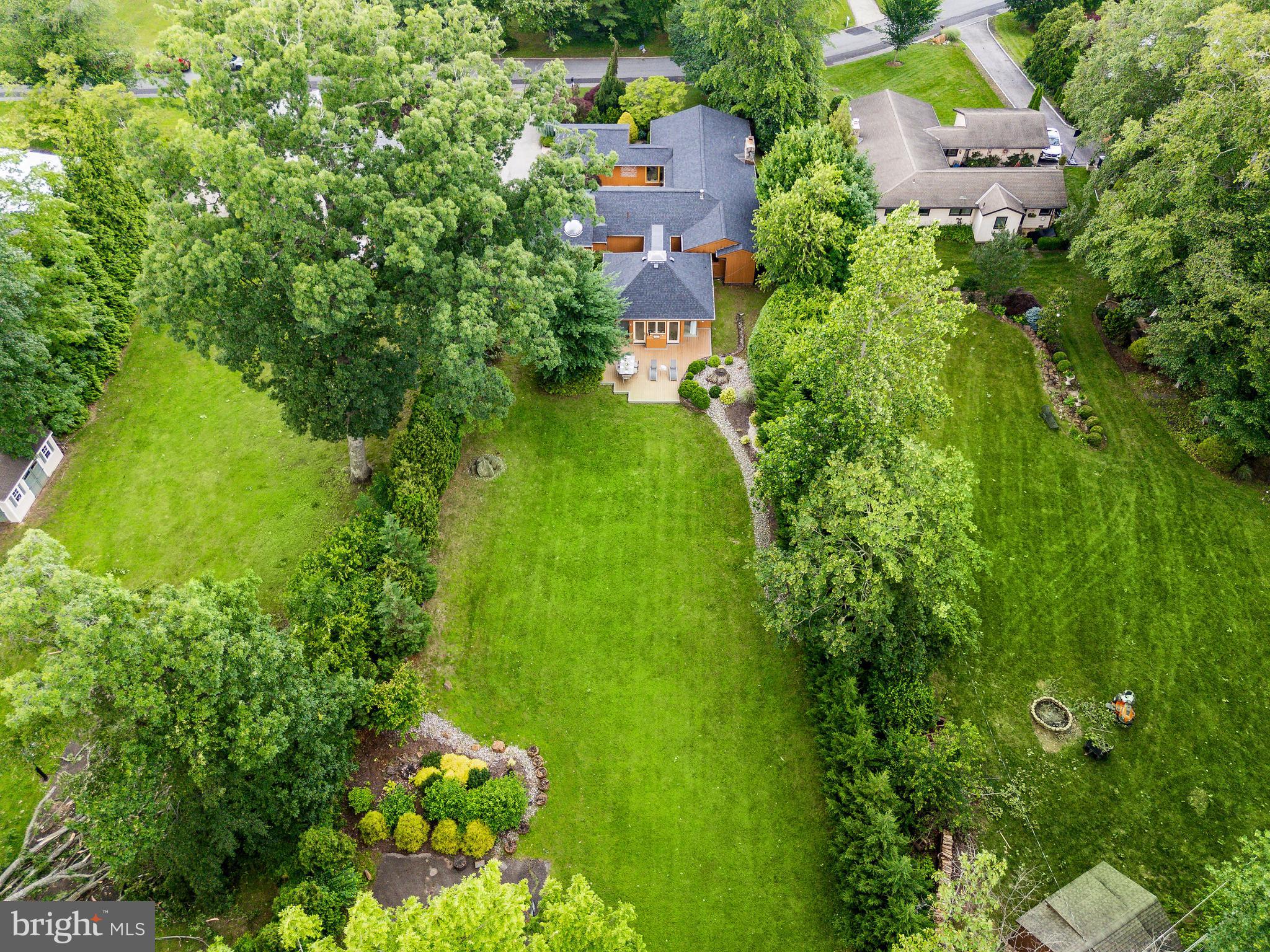411 Clairemont Rd