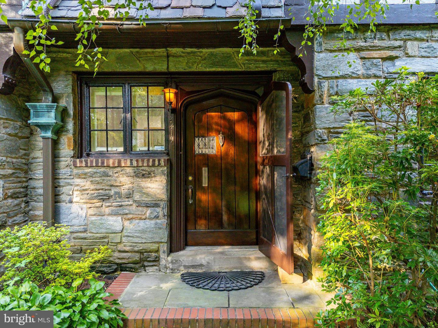 1419 County Line Rd