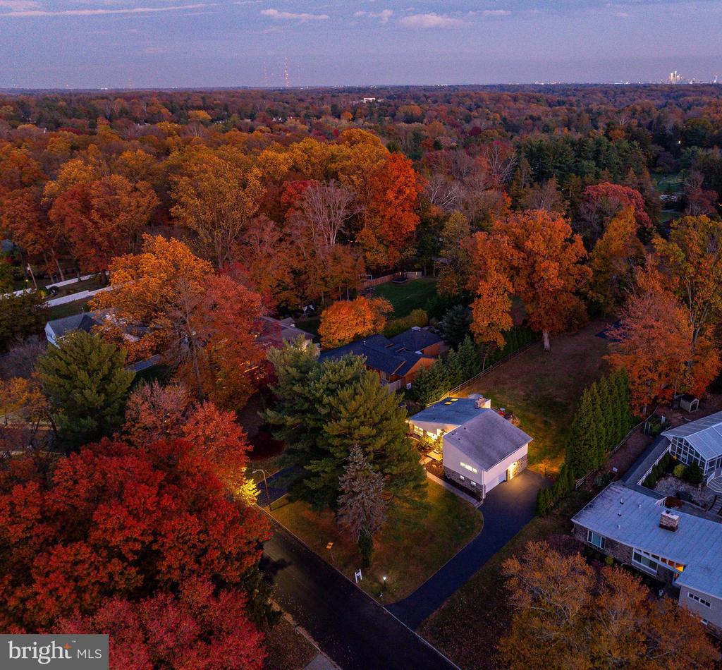 407 CLAIREMONT ROAD