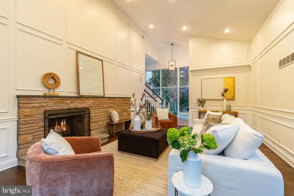 407 CLAIREMONT ROAD