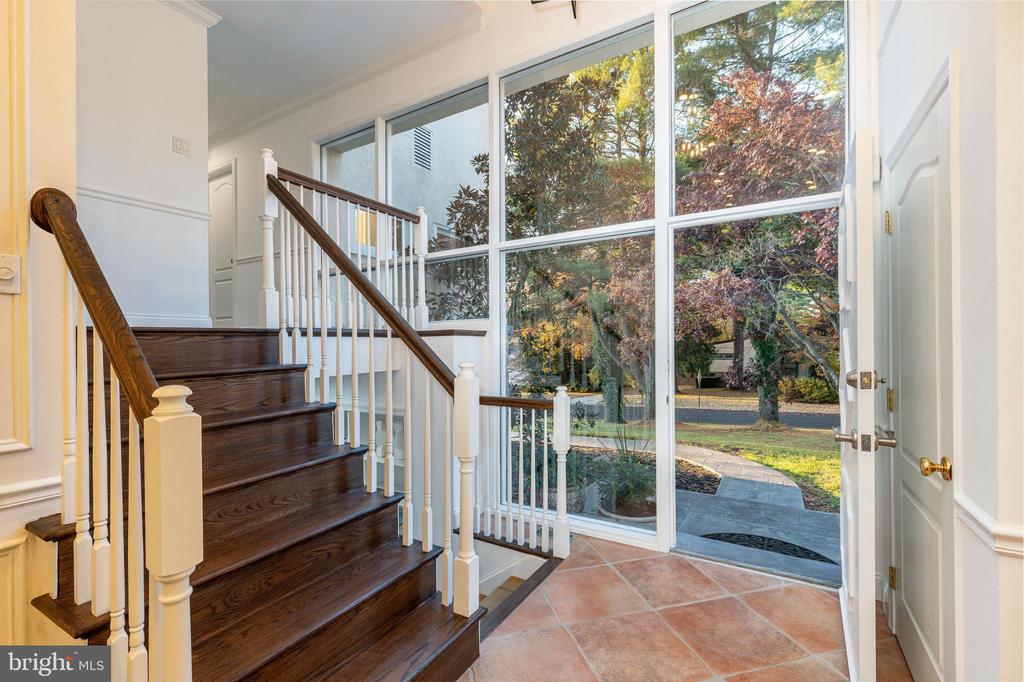 407 CLAIREMONT ROAD