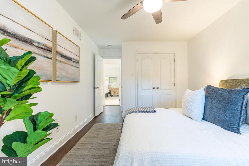 407 CLAIREMONT ROAD