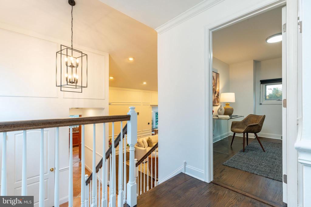 407 CLAIREMONT ROAD