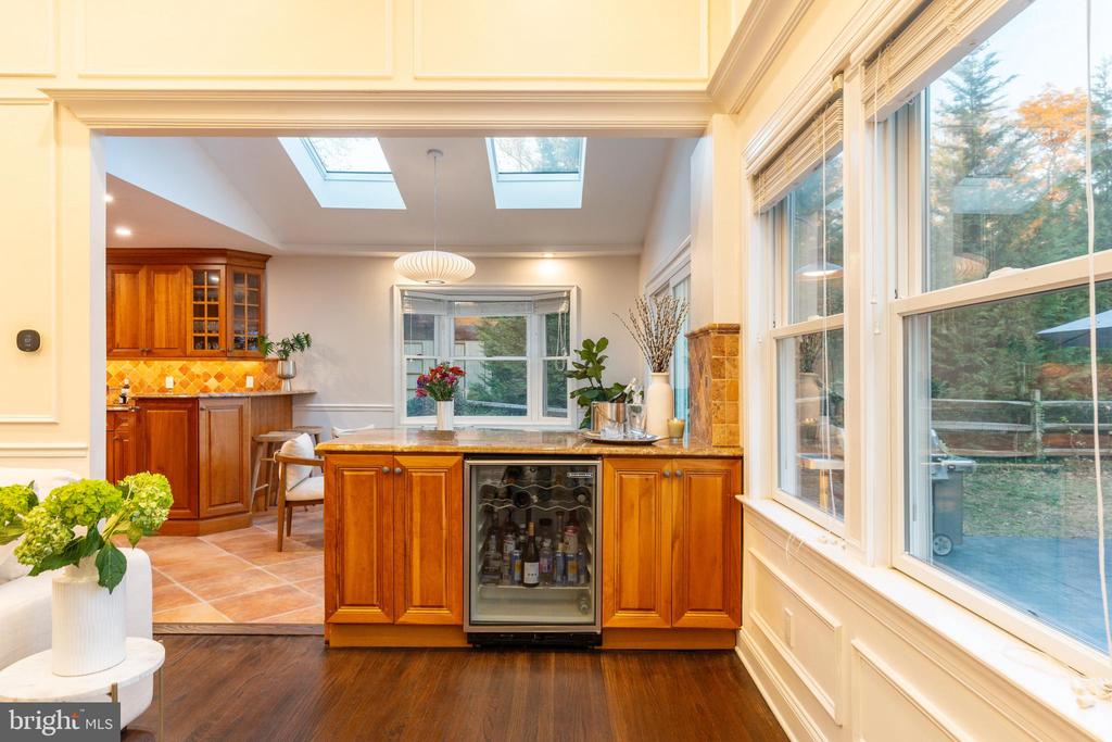 407 CLAIREMONT ROAD