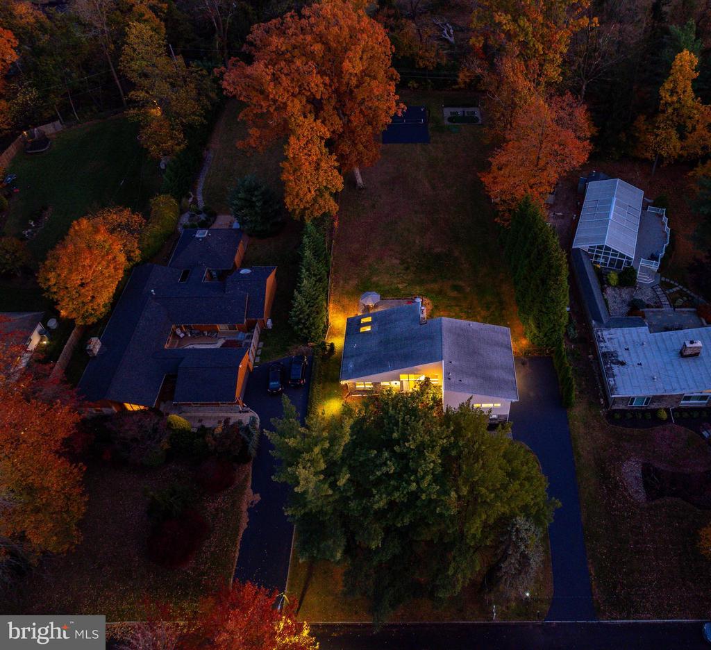 407 CLAIREMONT ROAD