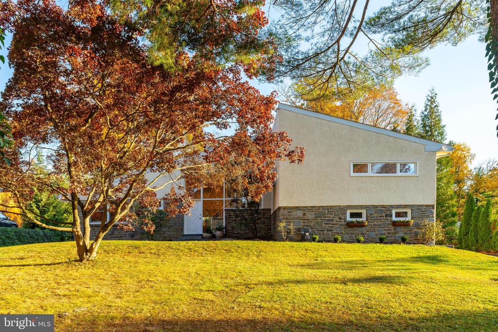 407 CLAIREMONT ROAD