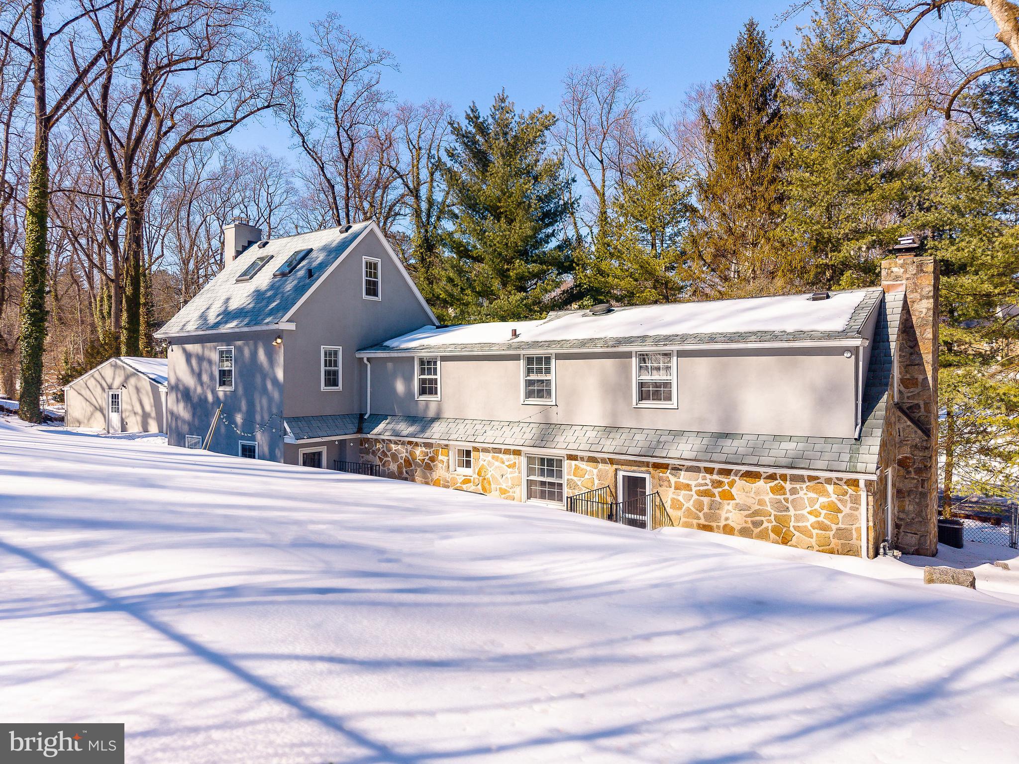 829 BRYN MAWR AVENUE