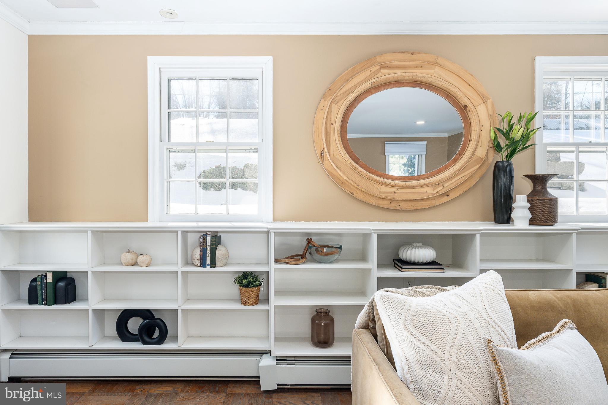 829 BRYN MAWR AVENUE