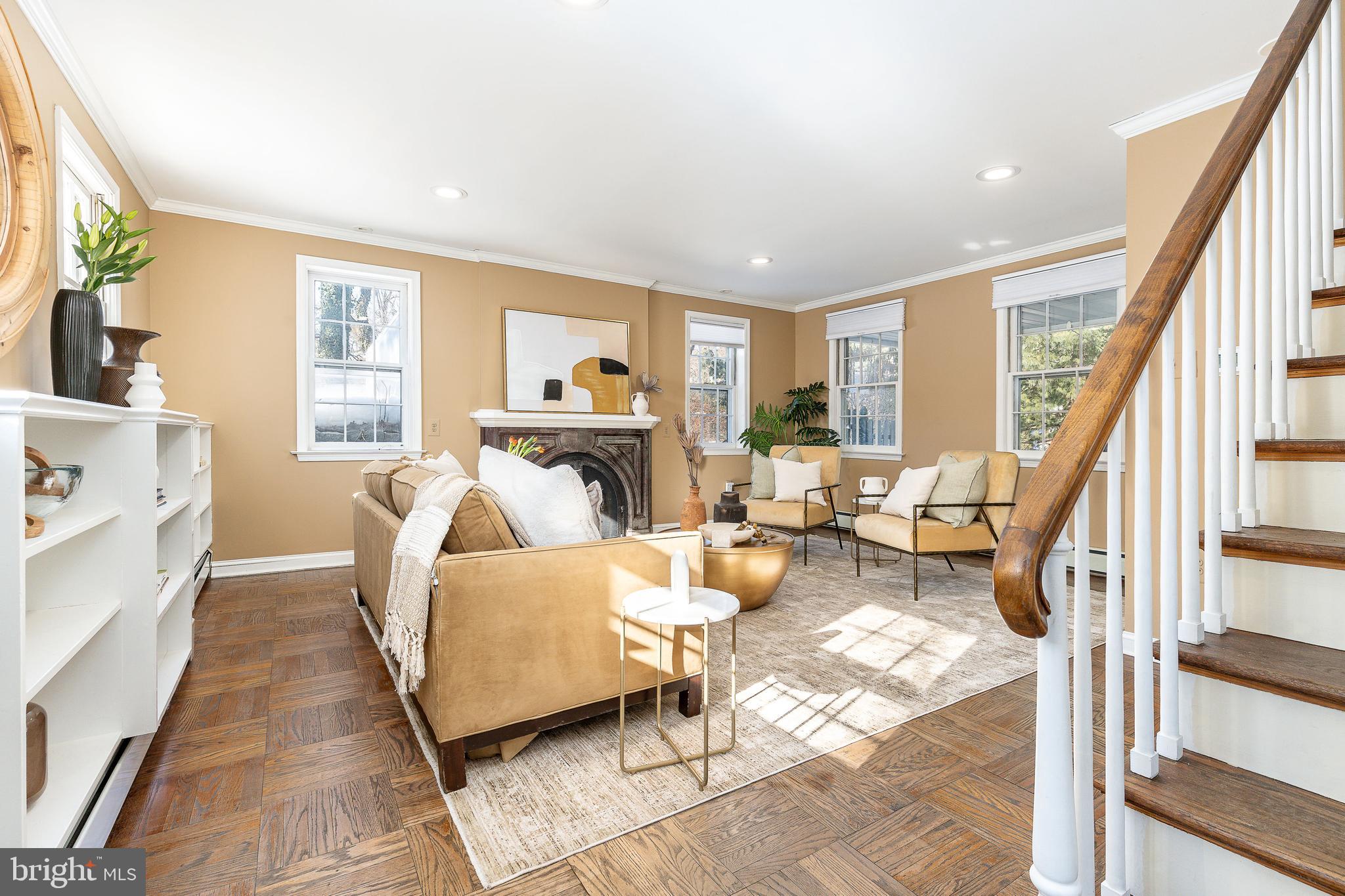 829 BRYN MAWR AVENUE